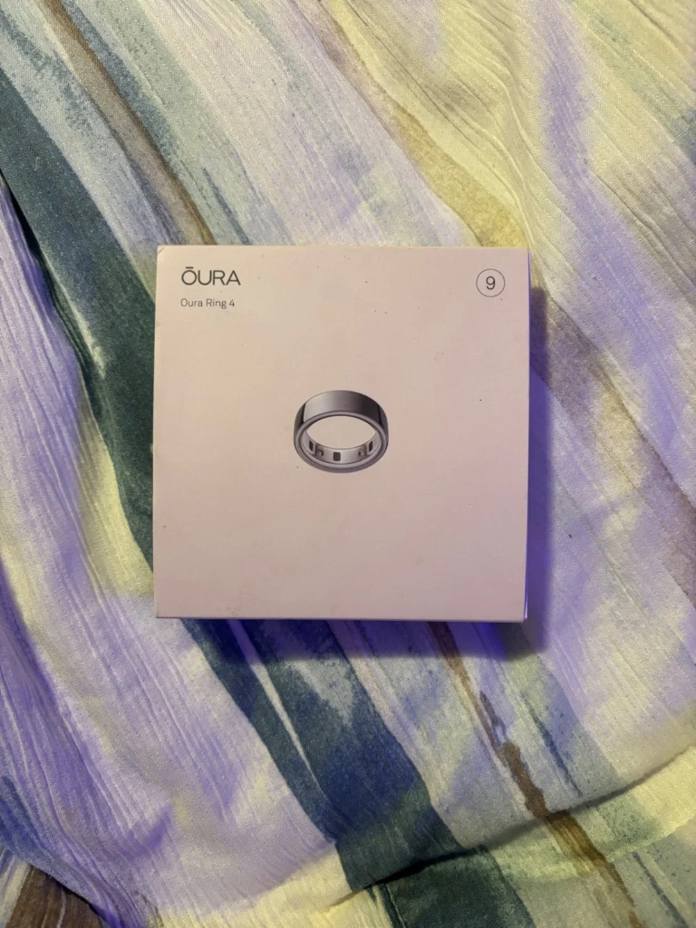 Oura Ring 4 Silver Display Box (Size 9)